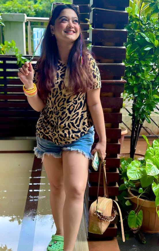 Gaurcity Call Girls Cash On Delivery